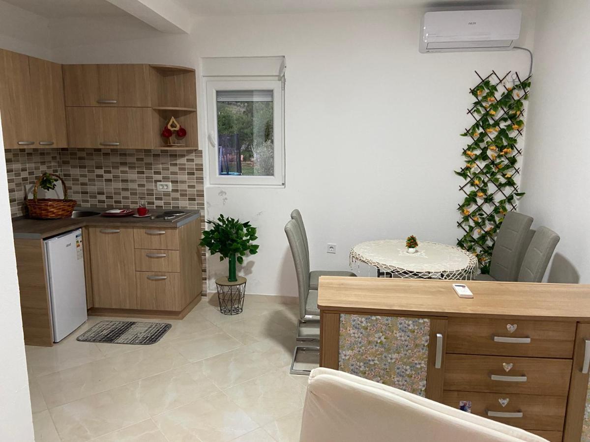 Kotor Apartman Green Sailor Apartment Bagian luar foto
