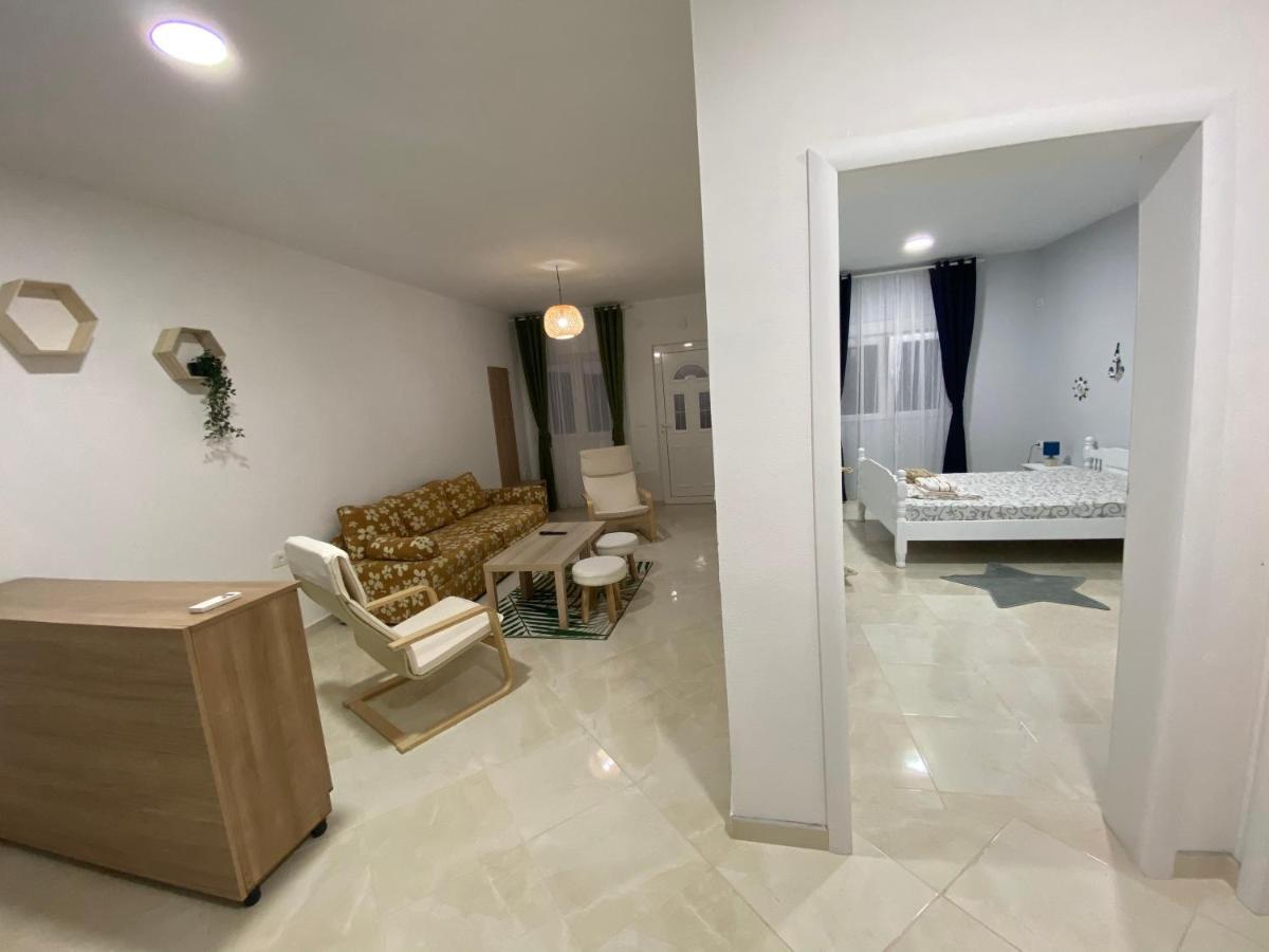 Kotor Apartman Green Sailor Apartment Bagian luar foto
